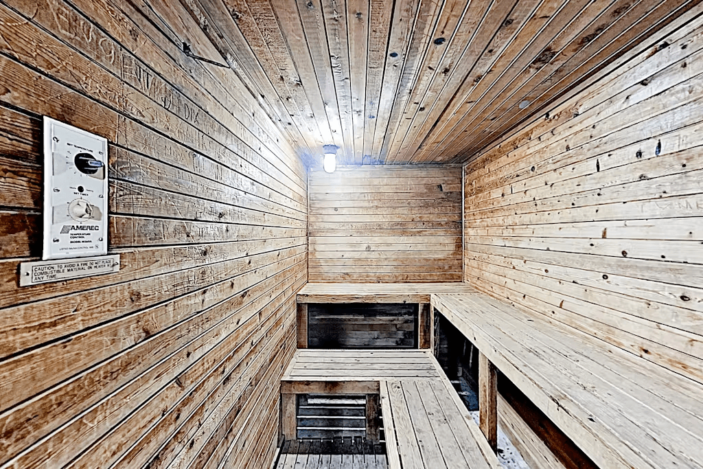 Suntide III Condo #910 - Image 4