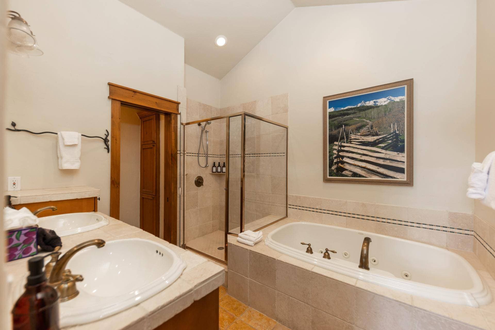 Lodge at Cucumber Patch - Image 11