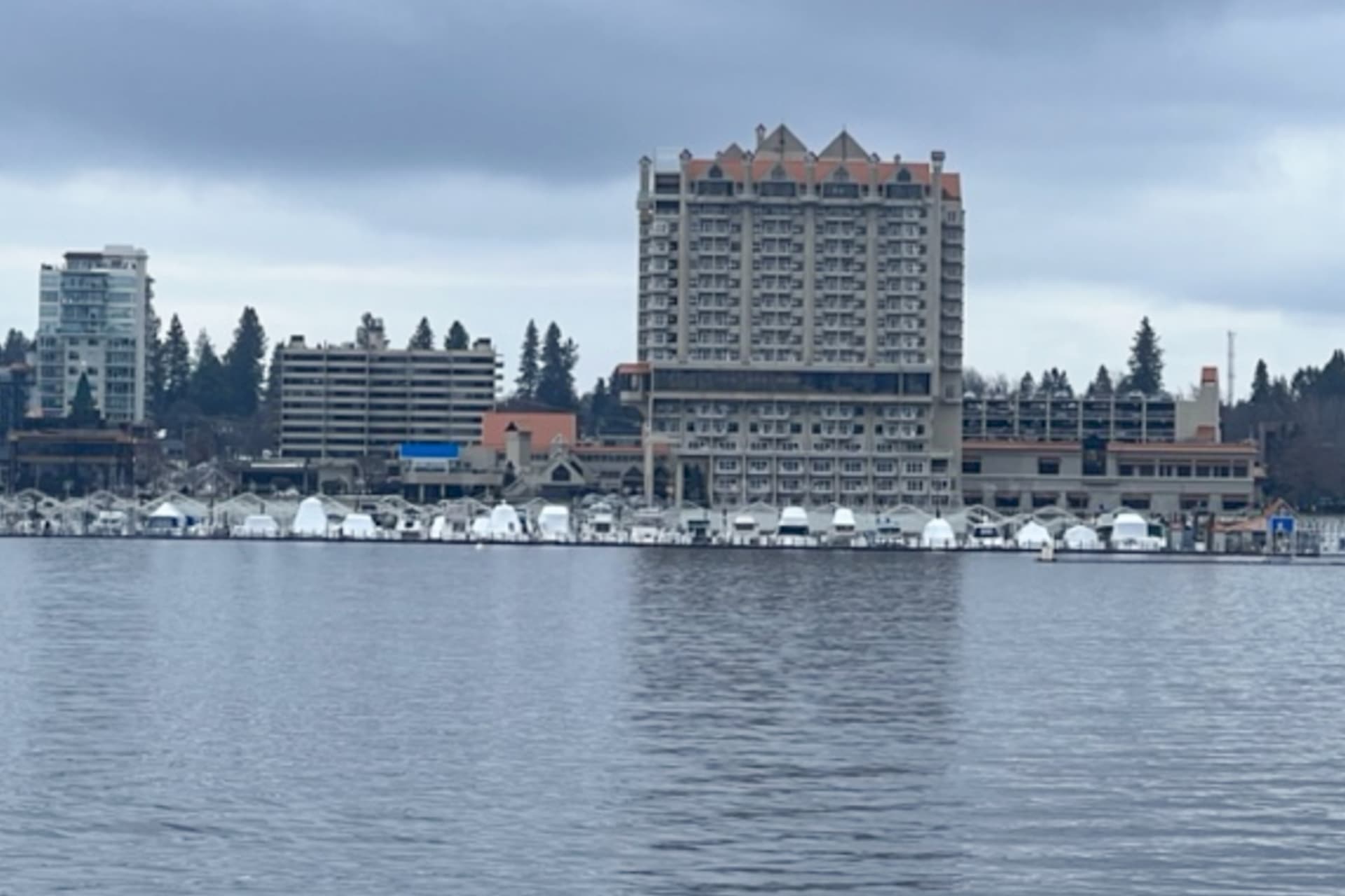 Lake View Getaway - Image 39