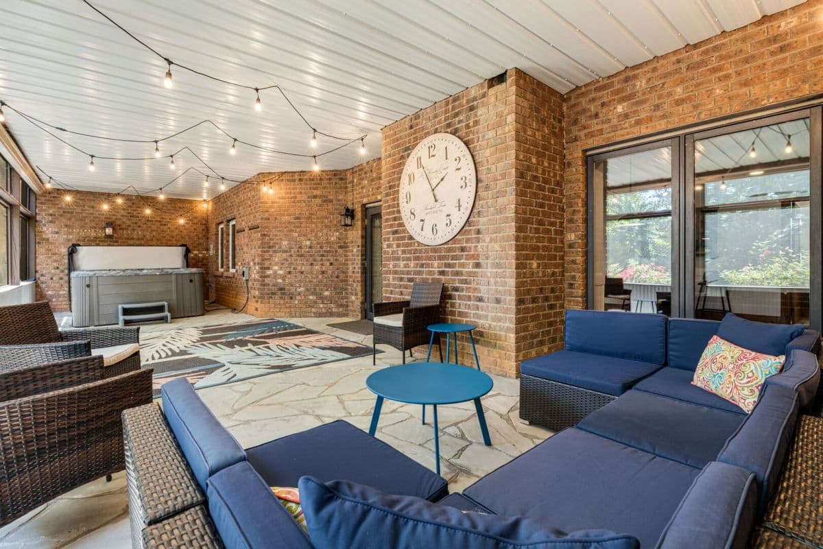 The Huntly Estate - Image 150