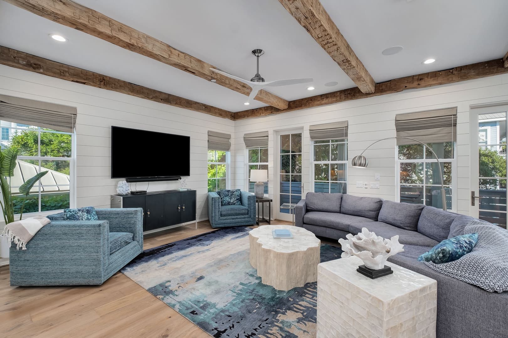 Dogwood Lookout - Image 11