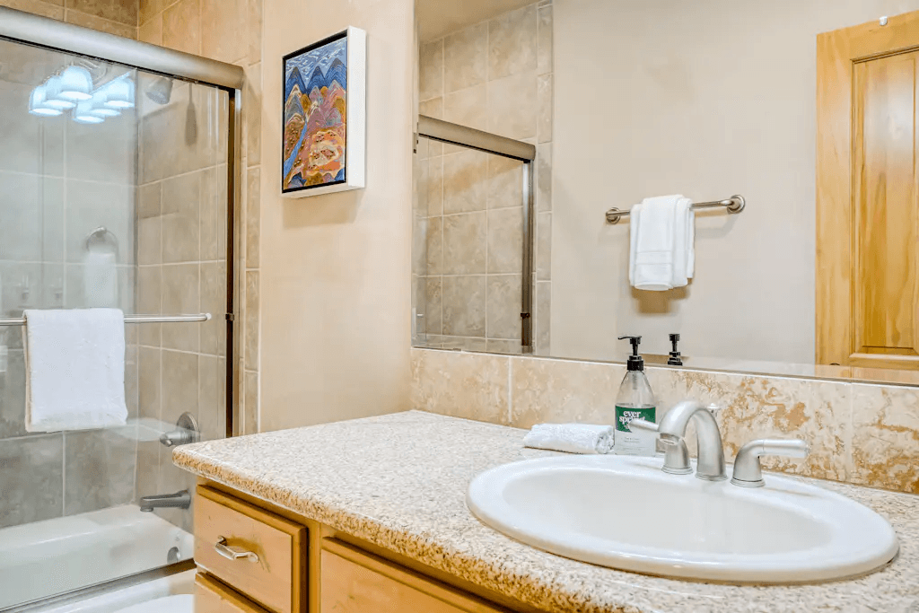 Plaza Home - Image 6