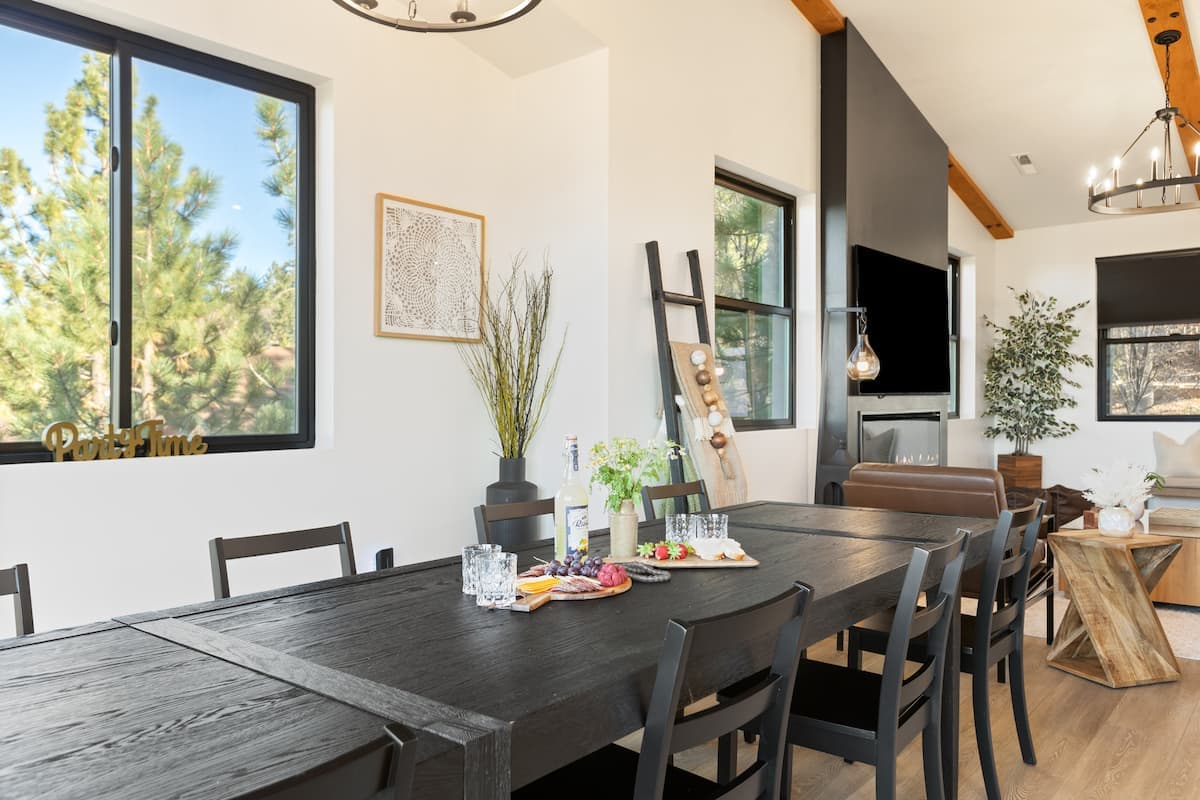 Bear's Retreat - Image 6