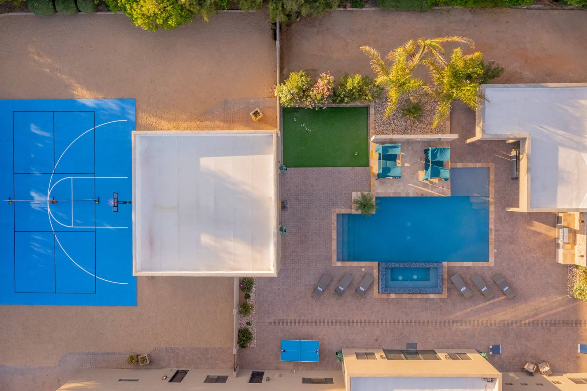 Residence on Cactus - Image 5