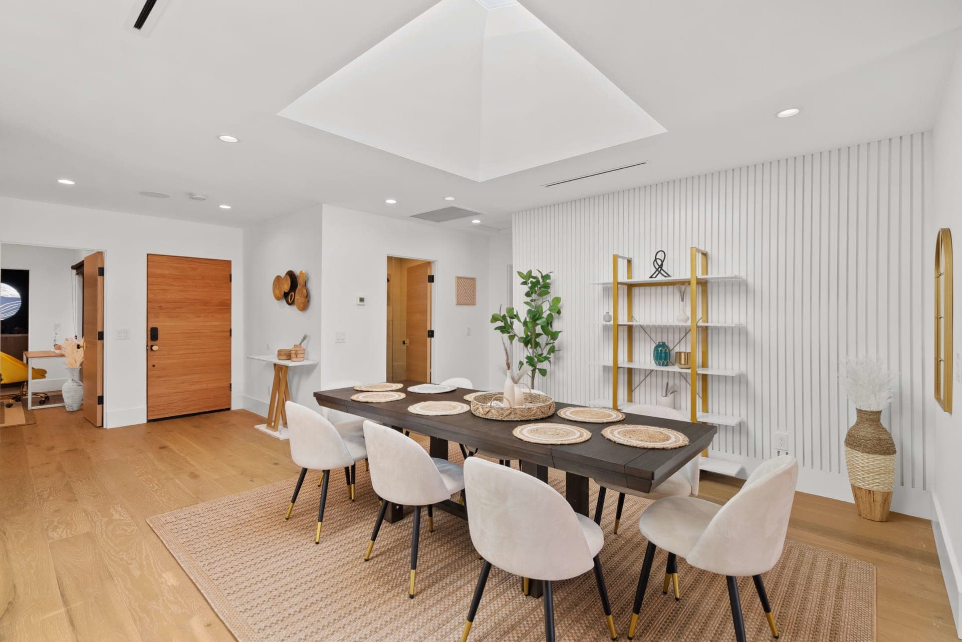 Lake Street - Image 46