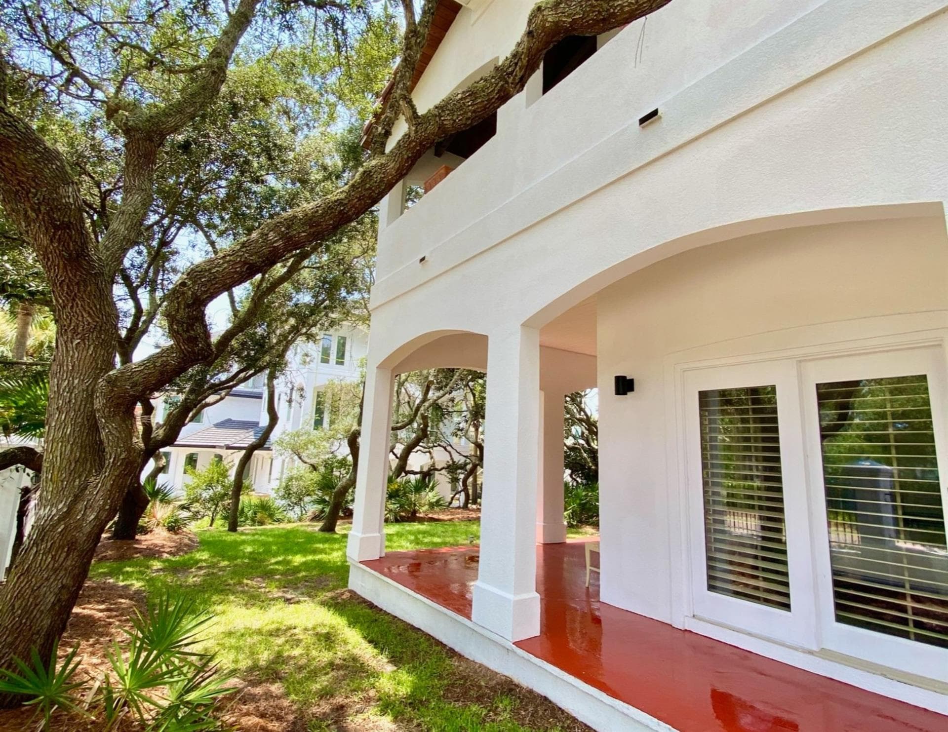 Paradise Isle - Image 45