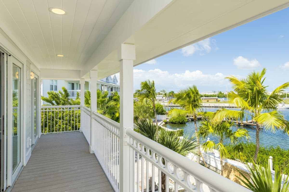 Upper Bayview North - Image 2