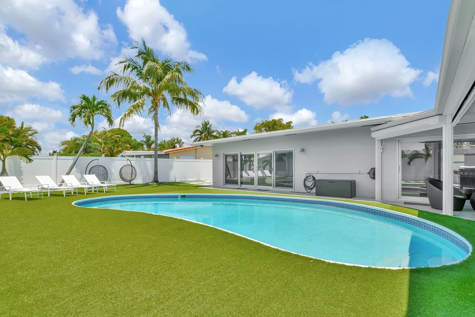 Knoll Ridge House - Image 3