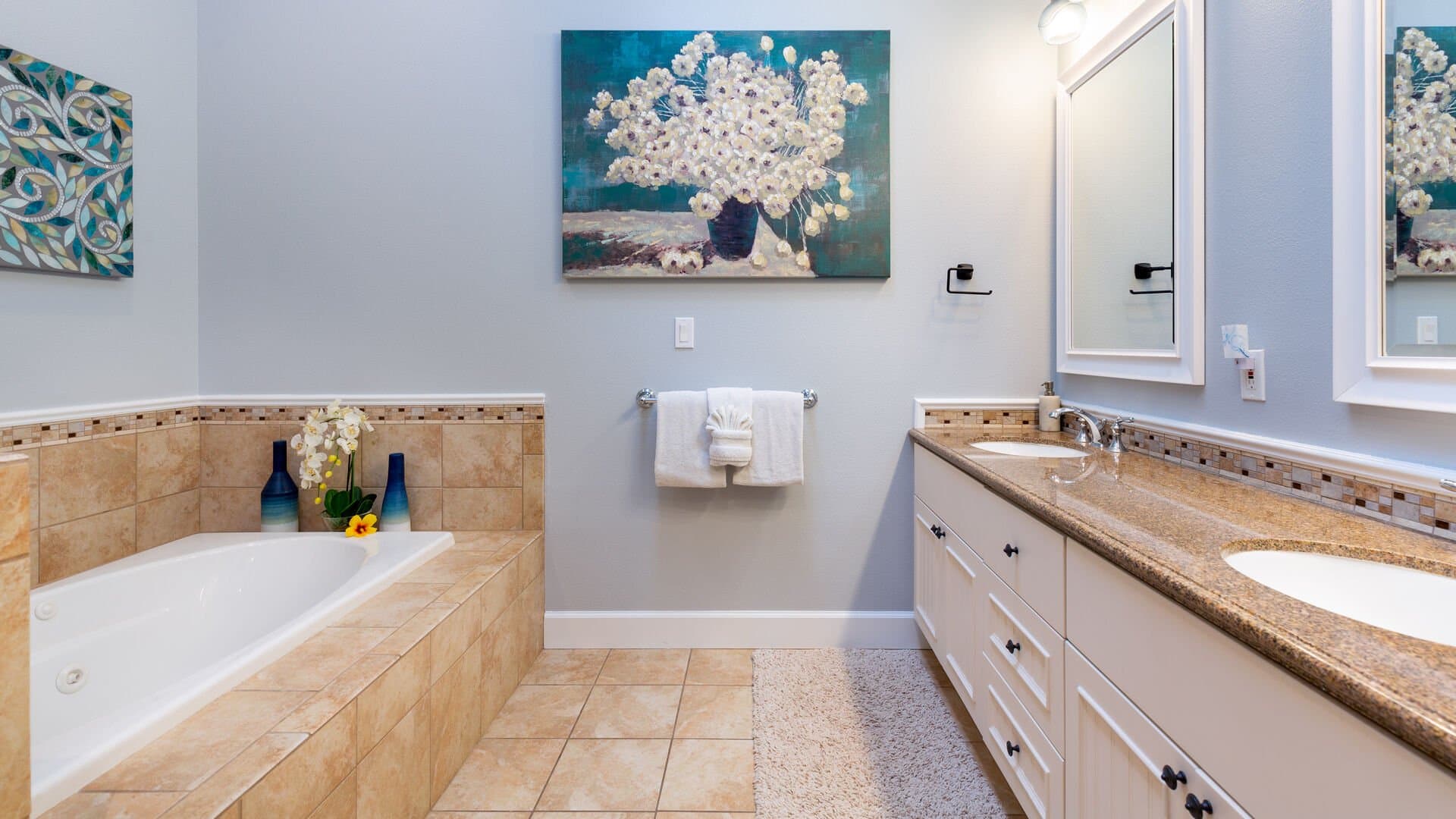 Hawaiiana Escape - Image 14