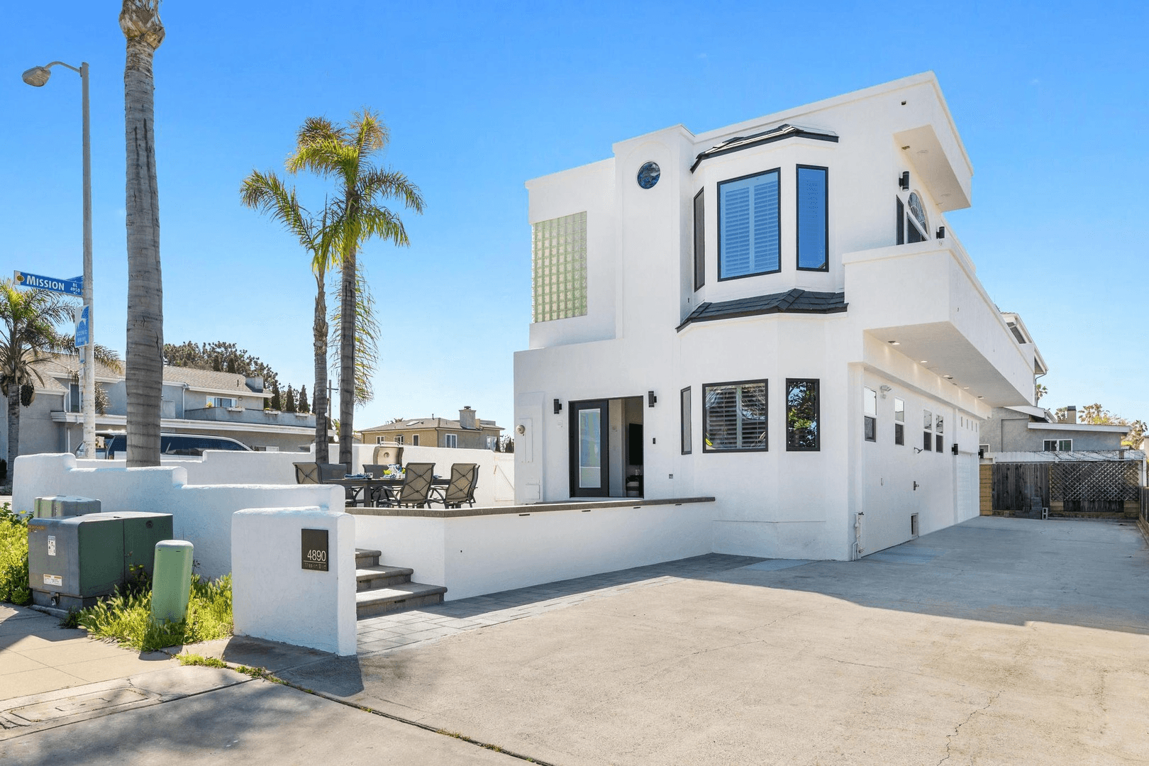Casa Blanca - Image 3