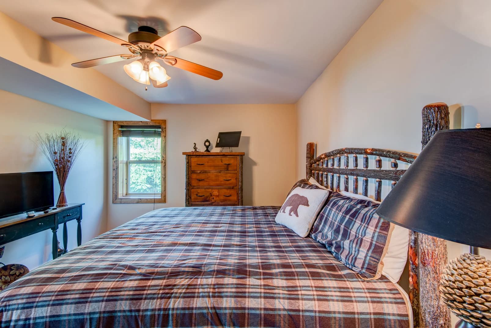 Aussies Den - Image 34