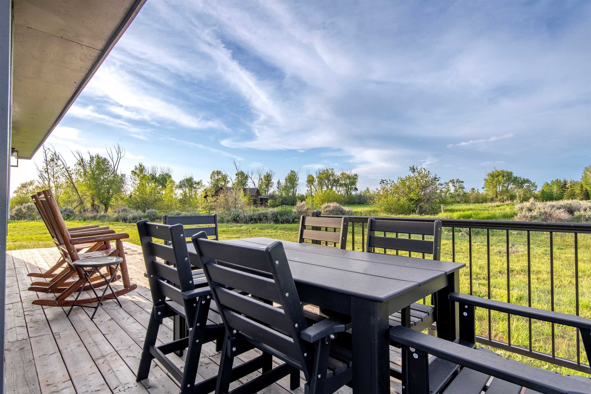 Rocking Chair Retreat - Image 2