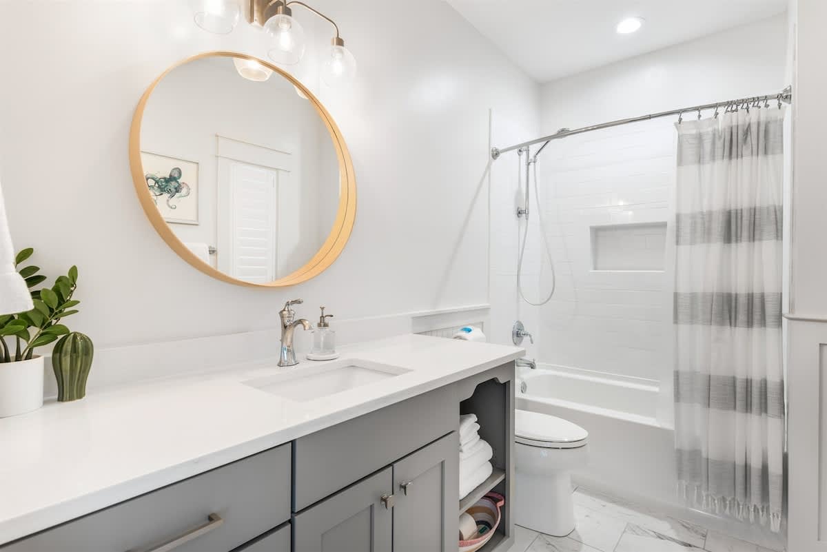 Southern Tides - Image 23