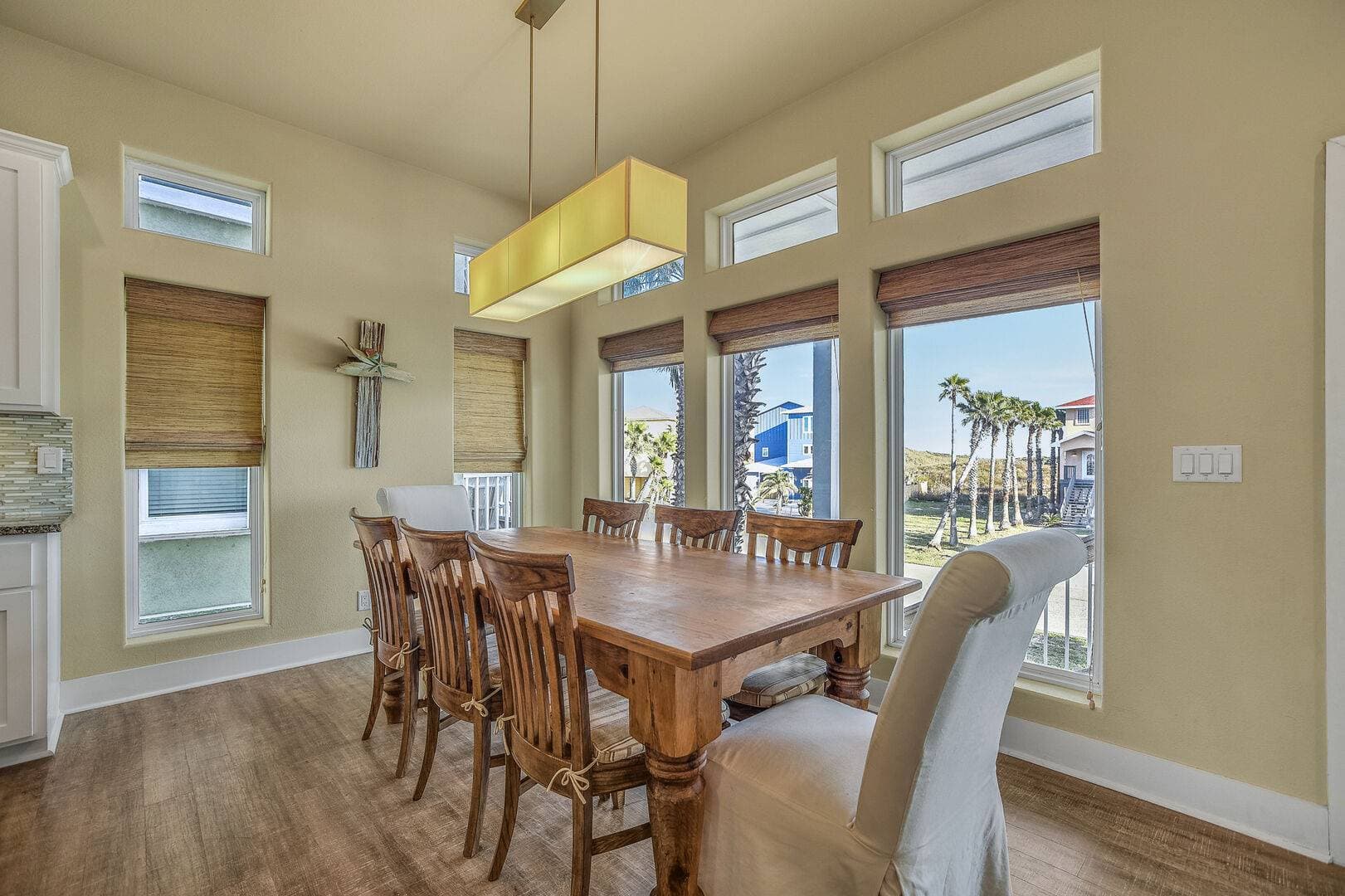 Gone Coastal House - Image 11