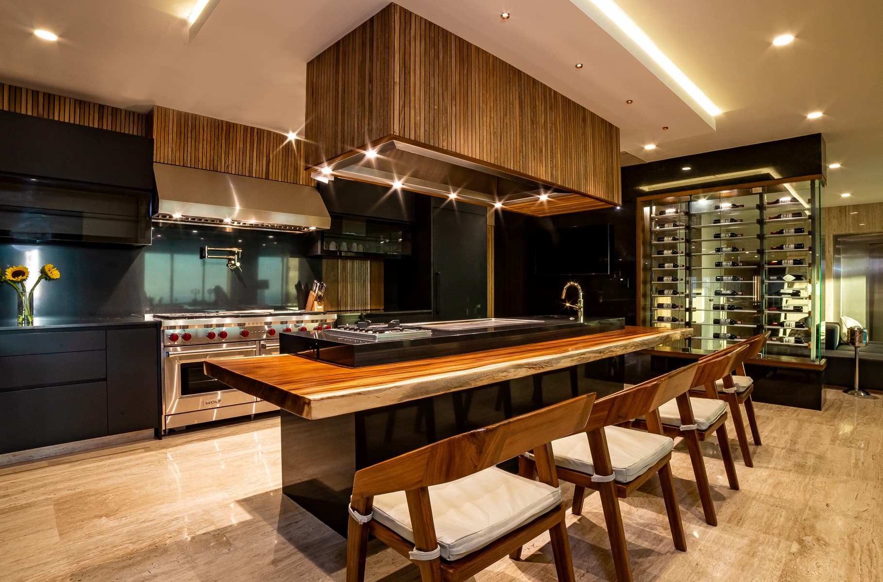 Maison De Cortes - Image 5