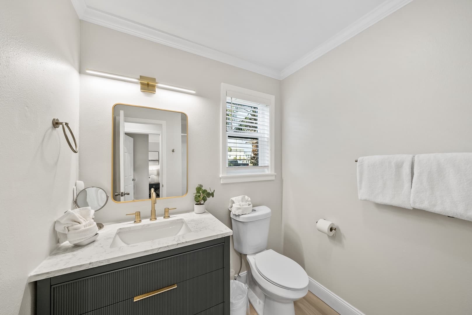 Beachside Villa #811 - Image 12