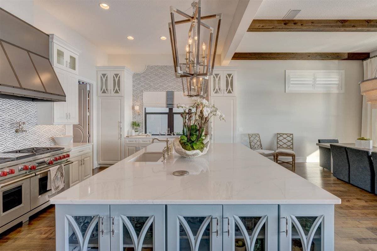 Bayside Paradise Mansion - Image 6