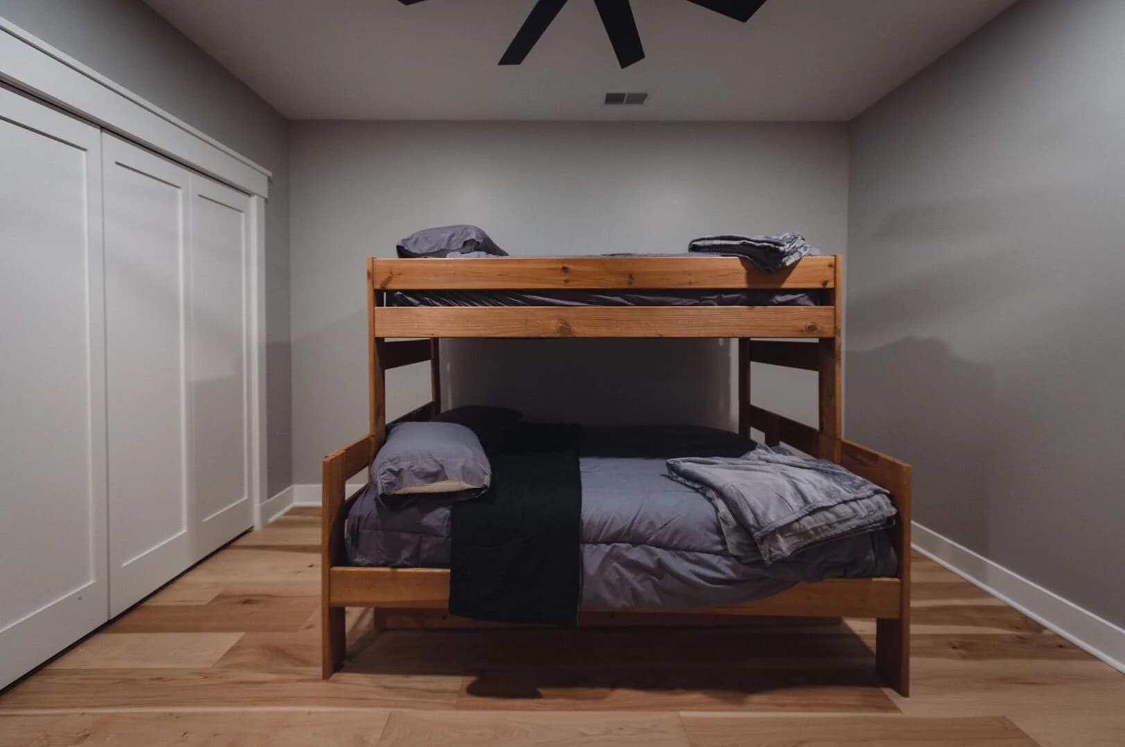 Ann Riley Farmhouse - Image 46