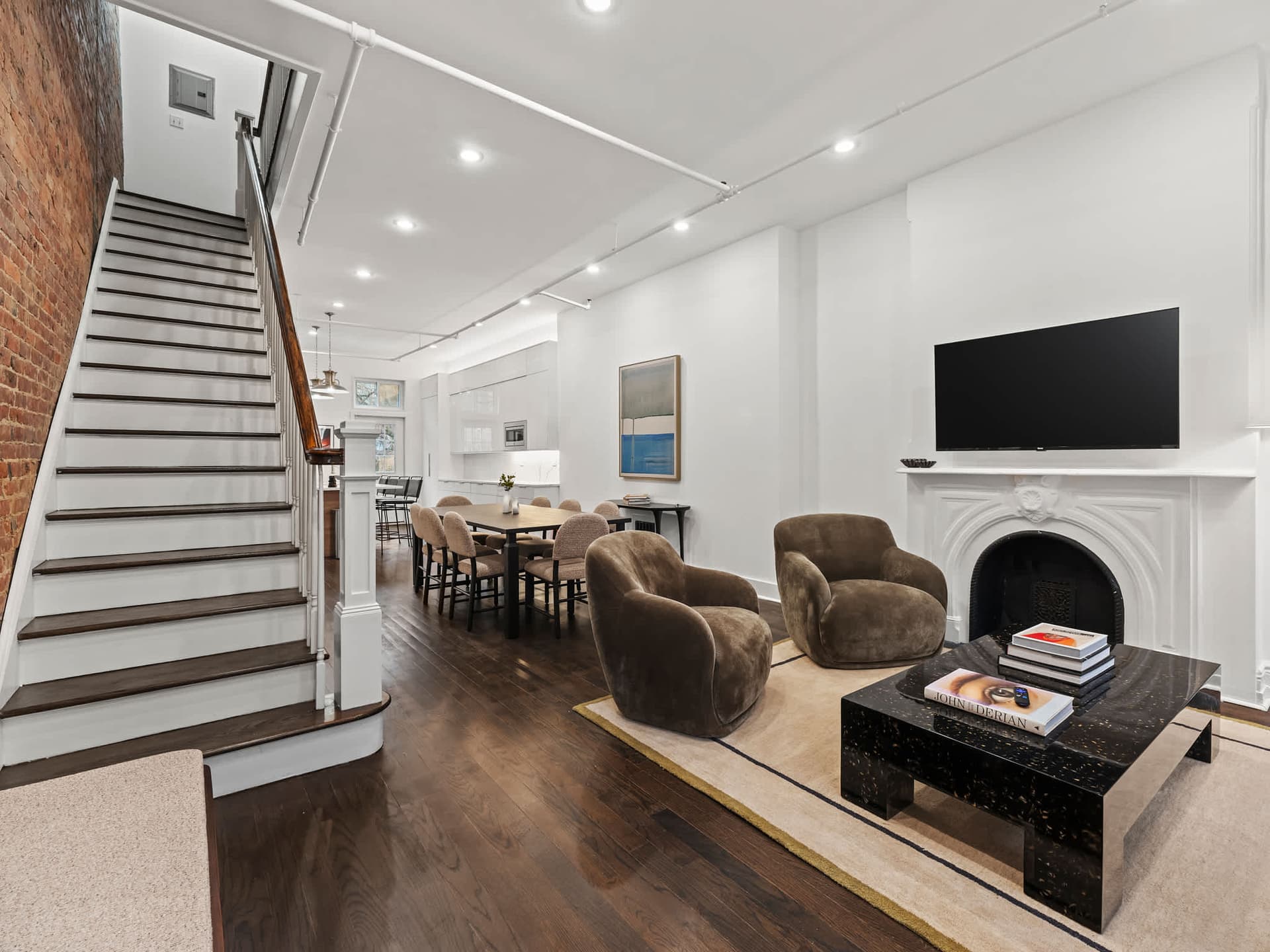 Langston Harlem - Image 4
