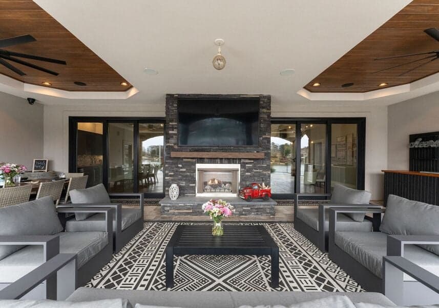 Lucent Sunset Retreat - Image 64