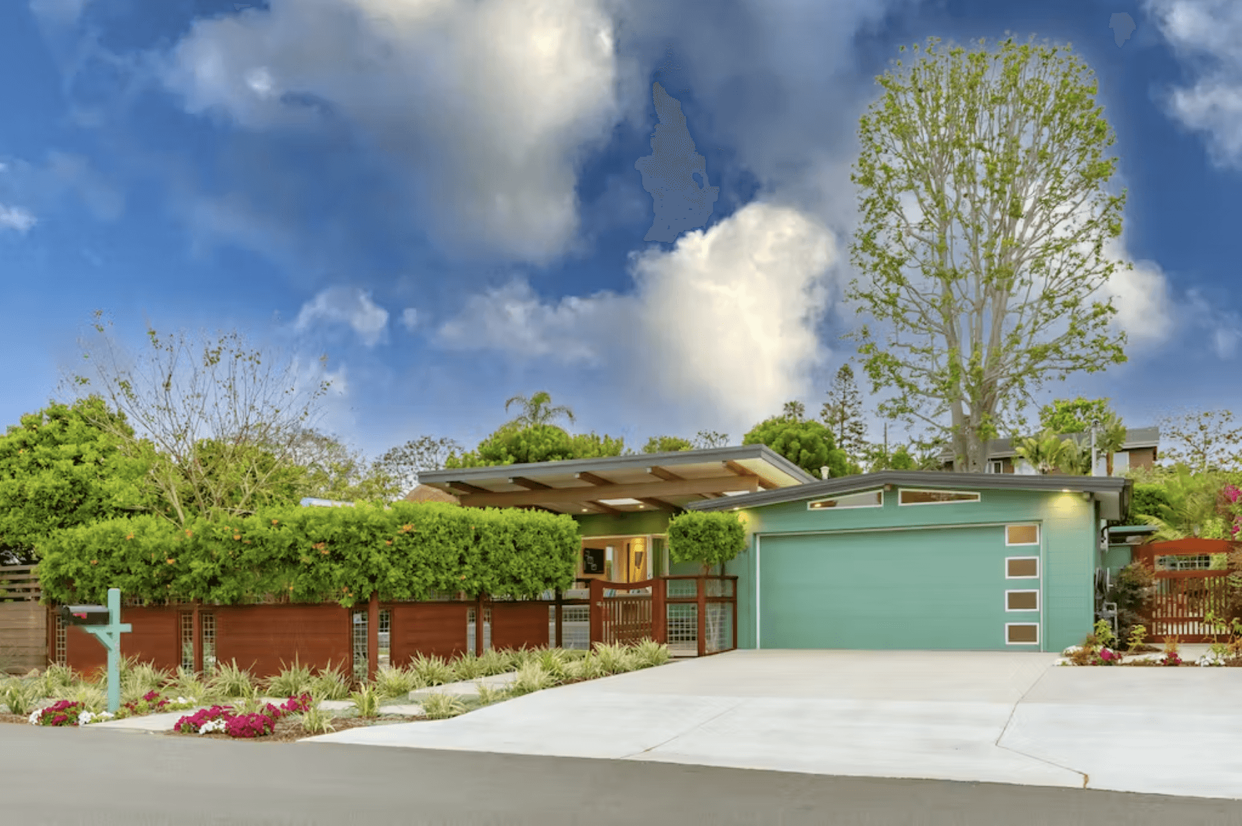 Cardiff Allure - Image 41