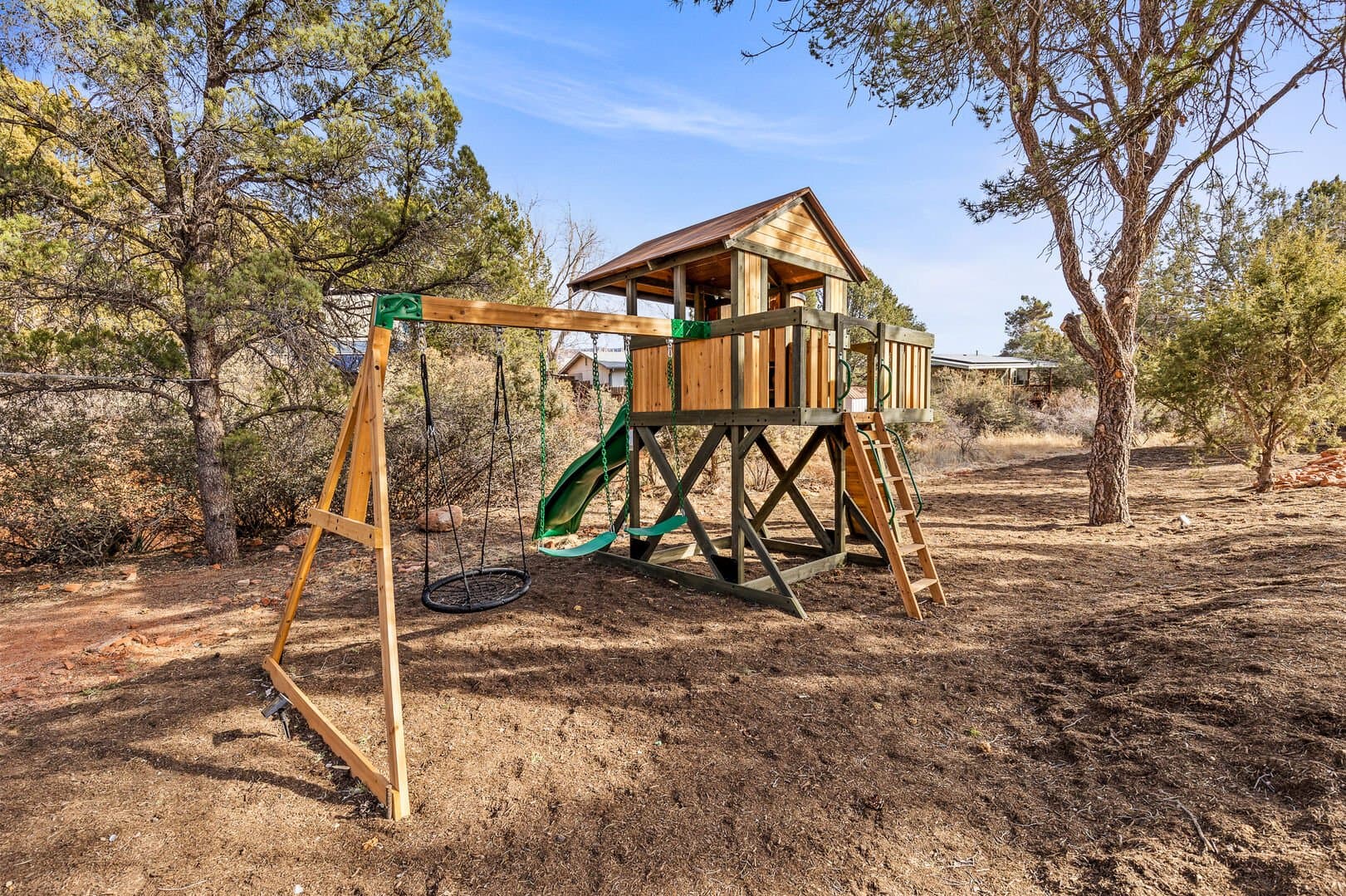 Pottery Place - Image 52