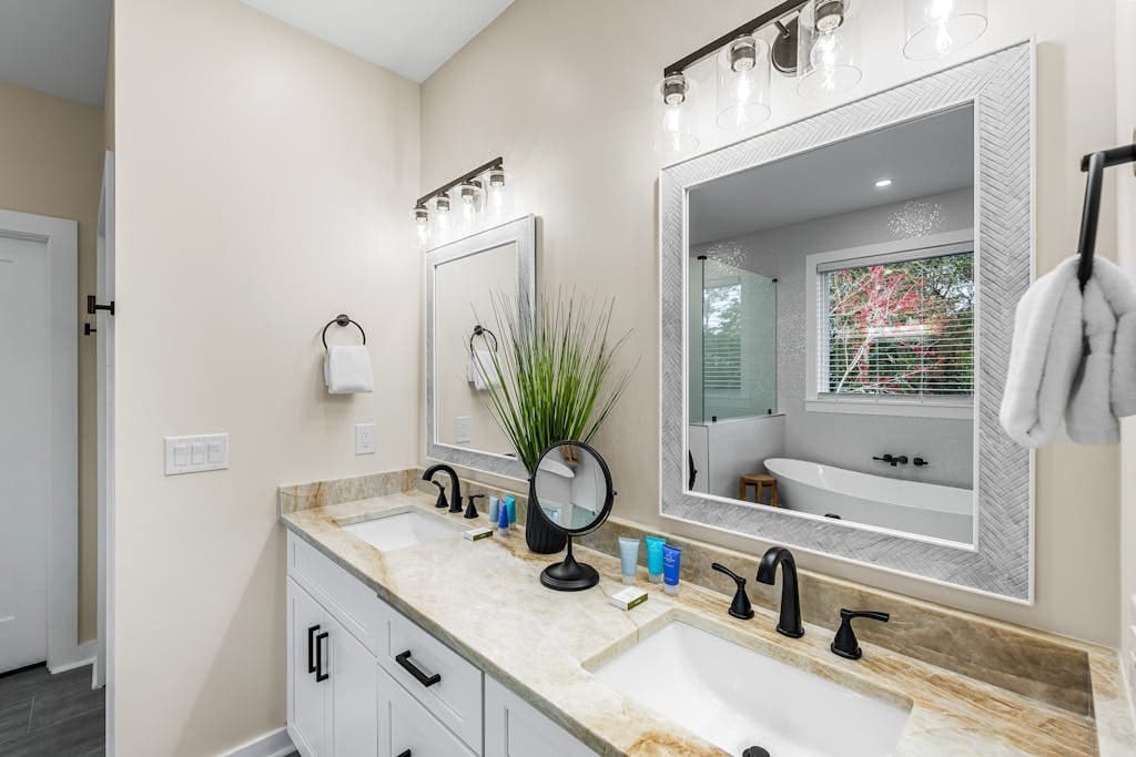 Where Waters Meet - Image 28