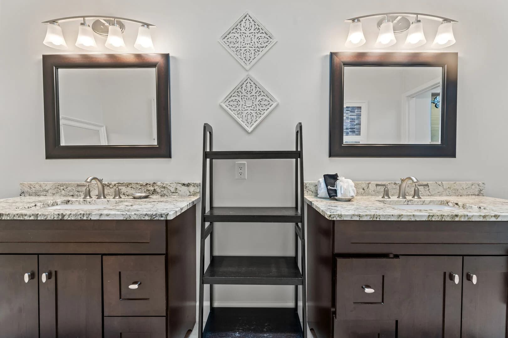 Tropical Retreat - Image 36