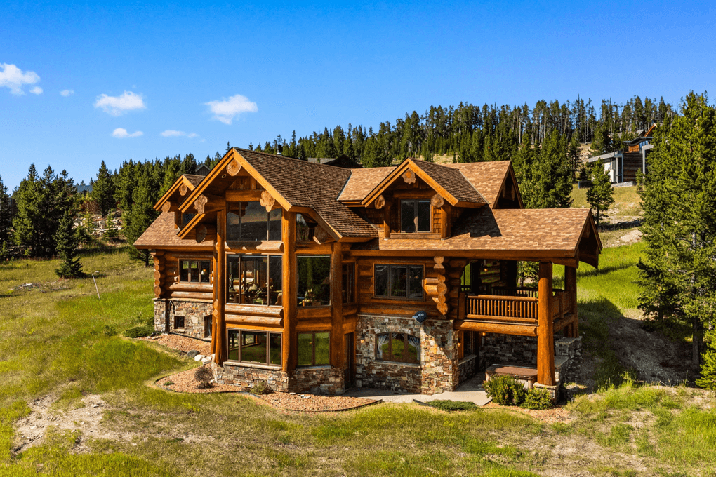 Timberline Lodge - Image 1