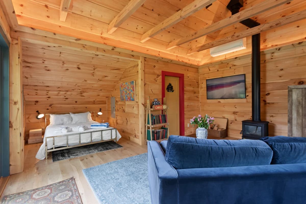 Chatham Farmhouse - Image 31