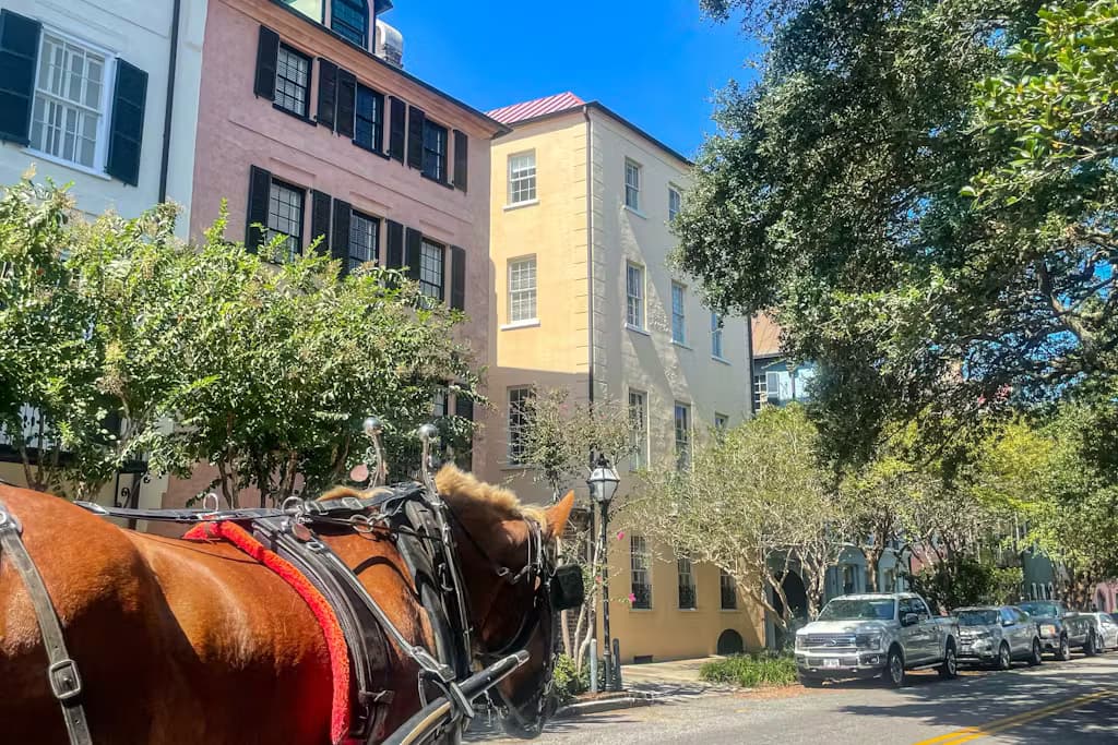 Rainbow Row Pied-À-Terre - Image 25