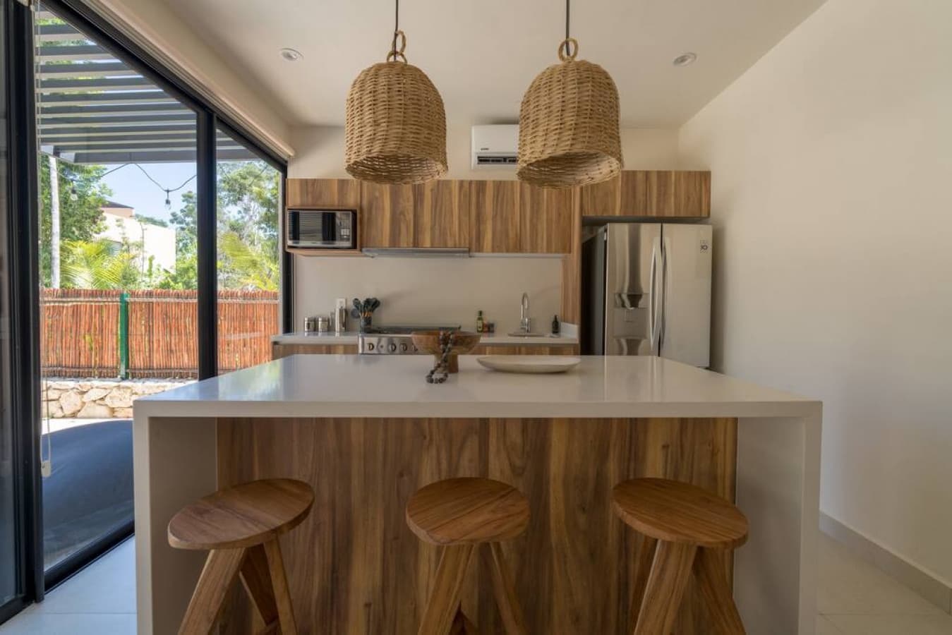 Edena Jardin Villa Beach Club - Image 3