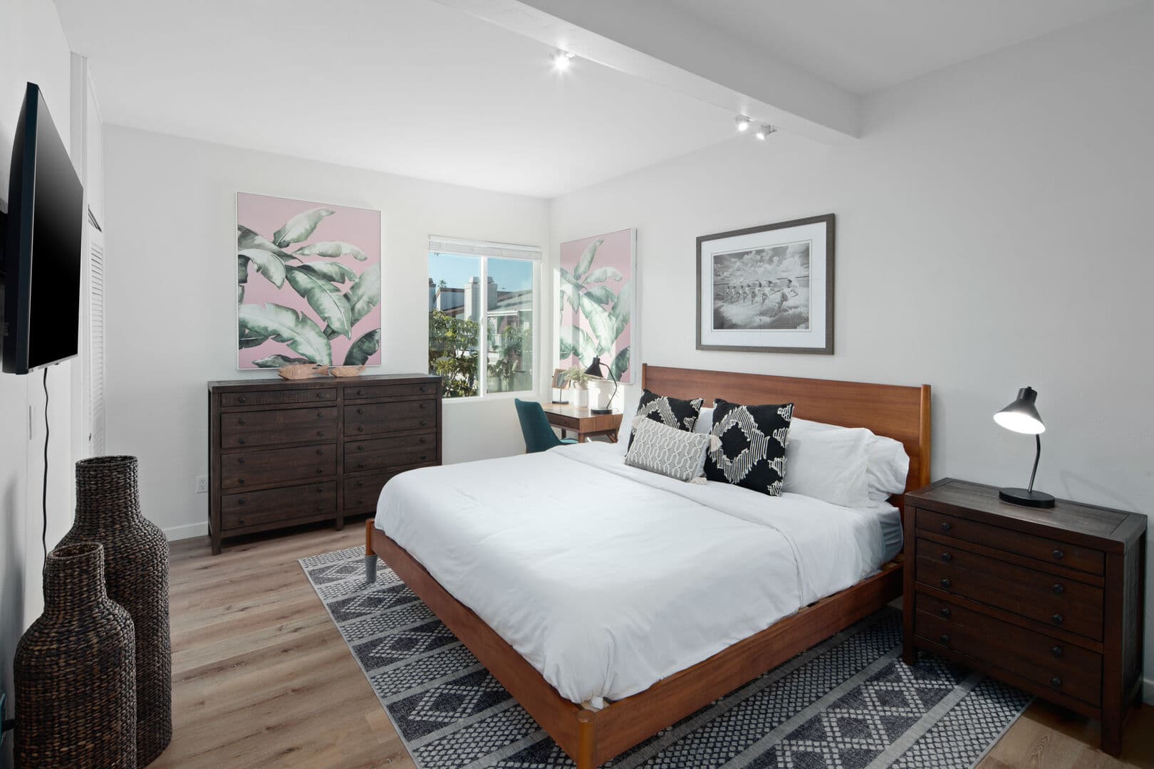 Surf and Bay B Home - Image 27