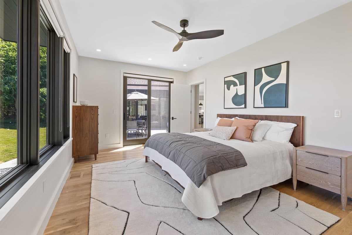 Nauset Heights Luxury - Image 23