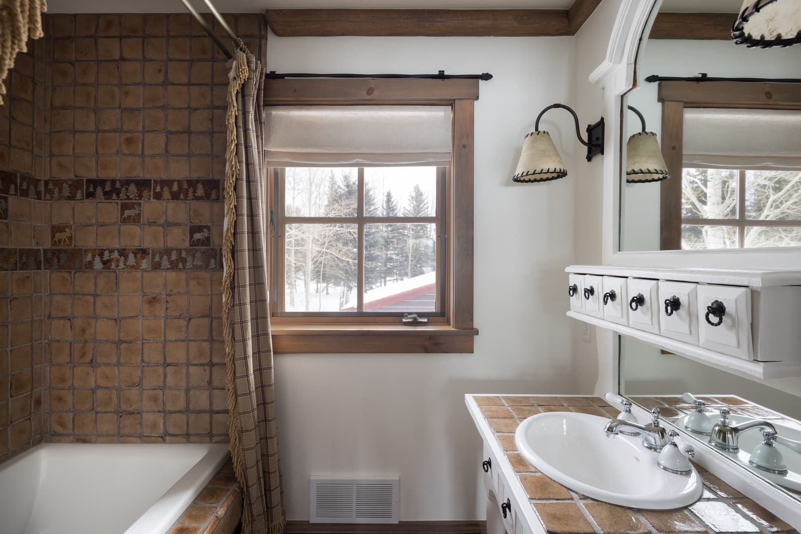 Bright Bear Lodge - Image 16