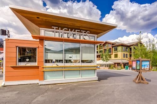 Ridgeline Elegance Place - Image 32