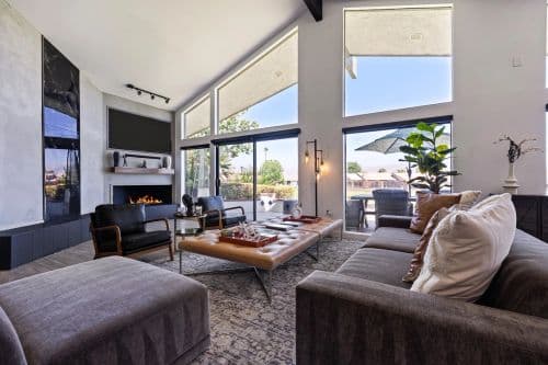 Edgy House - Image 2