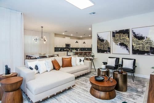 Modern Single Home - Image 1