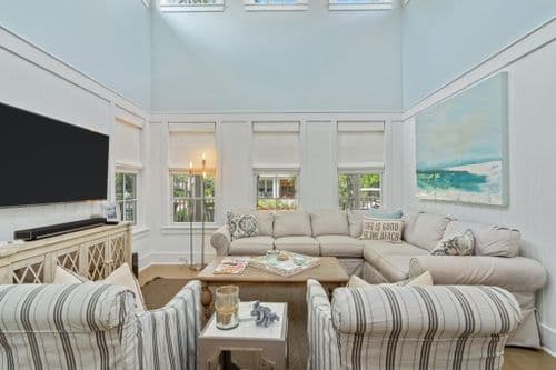 Western Lake House - Image 2