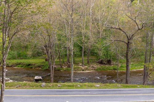 River Run Cabin - Image 35