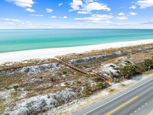 Private Paradise on Front Beach Rd - Image 115