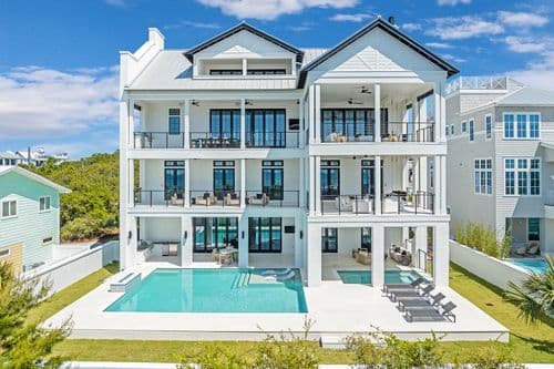 The Grand Pearl - Image 1