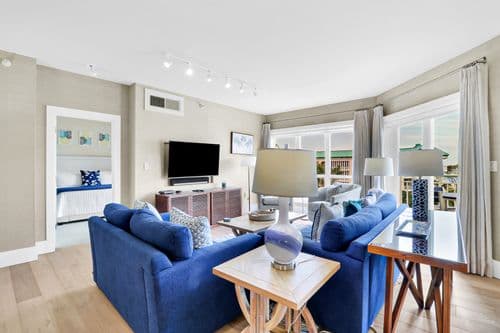 Windsor Place #2517 - Image 2