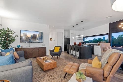 Fringe Dwelling - Image 2