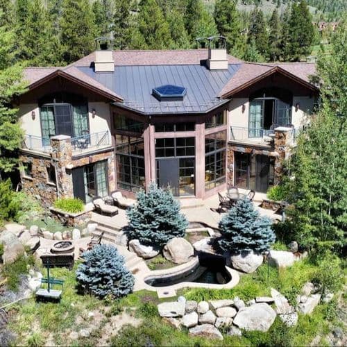 Star Mountain Lodge - Image 1