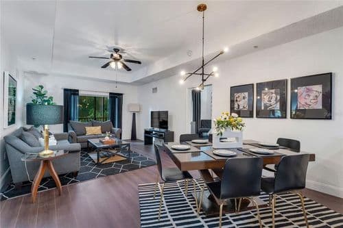 Immaculate Private Oasis - Image 1