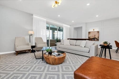 Lavender Villa - Image 2