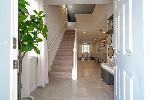 Opulent Oasis Villa - Image 2