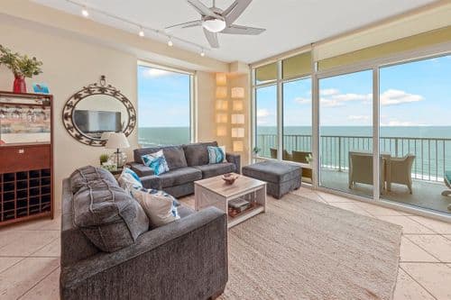 Sapphire Residence - Image 2