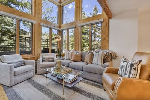Mountain Crest Home - Image 2